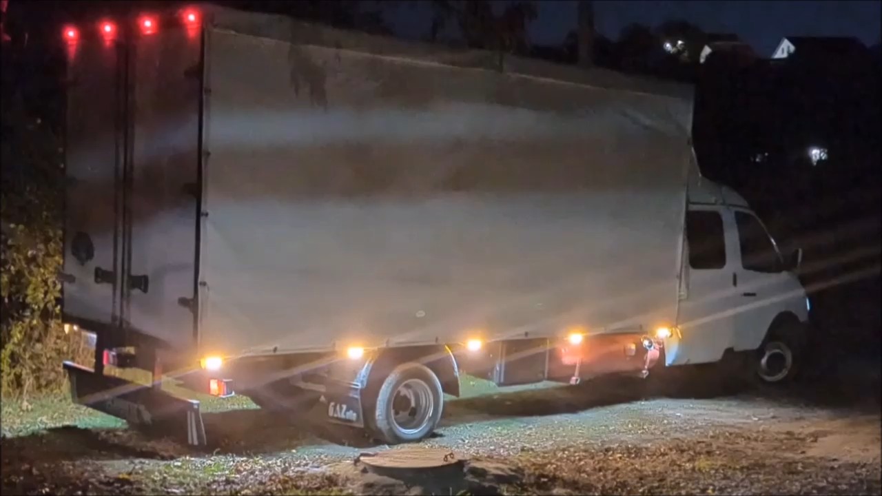 Боковые габаритные огни на Газель