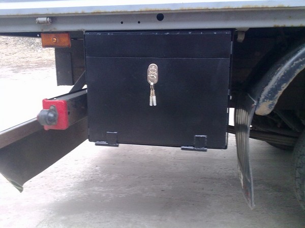 Инструментальный ящик на Газель из металла своими руками